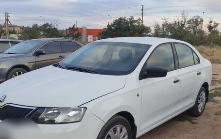 Skoda Rapid I, 2015 год, 630 000 рублей, 2 фотография