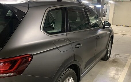 Volkswagen Touareg III, 2019 год, 4 500 000 рублей, 3 фотография