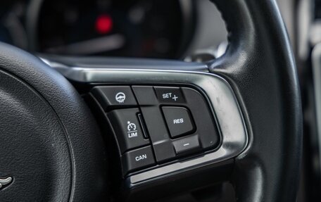 Jaguar F-Pace, 2017 год, 2 348 000 рублей, 17 фотография