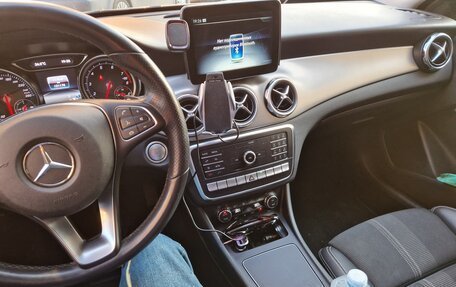 Mercedes-Benz GLA, 2018 год, 1 фотография