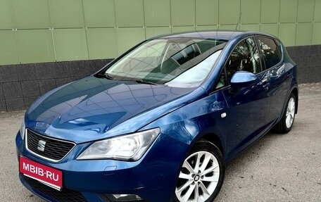 SEAT Ibiza IV рестайлинг 2, 2014 год, 850 000 рублей, 1 фотография