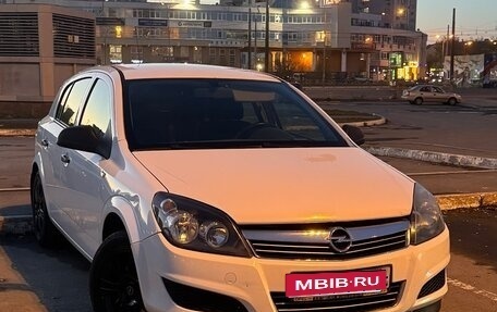 Opel Astra H, 2012 год, 525 000 рублей, 1 фотография