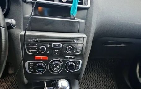 Citroen C4 II рестайлинг, 2012 год, 480 000 рублей, 12 фотография
