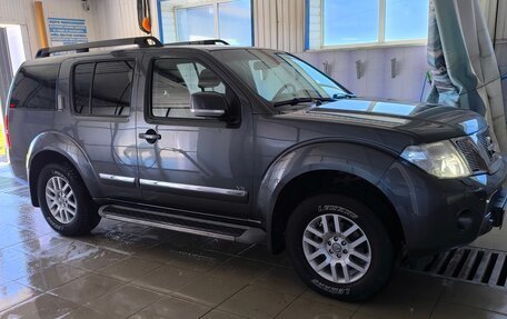 Nissan Pathfinder, 2011 год, 1 450 000 рублей, 4 фотография