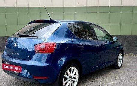 SEAT Ibiza IV рестайлинг 2, 2014 год, 850 000 рублей, 5 фотография