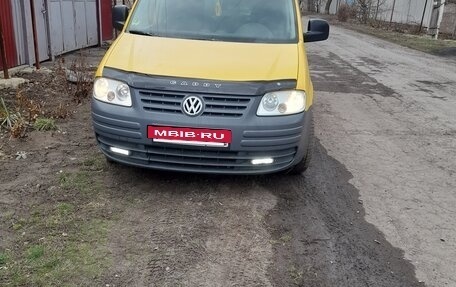 Volkswagen Caddy III рестайлинг, 2005 год, 650 000 рублей, 2 фотография