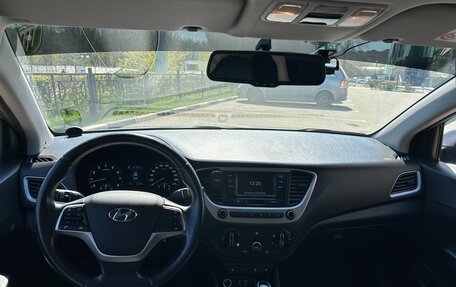 Hyundai Solaris II рестайлинг, 2018 год, 1 385 000 рублей, 9 фотография