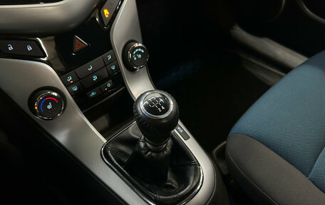 Chevrolet Cruze II, 2011 год, 620 000 рублей, 16 фотография