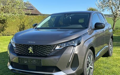 Peugeot 3008 II, 2022 год, 2 505 000 рублей, 2 фотография
