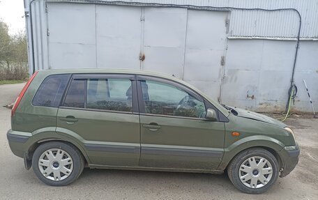 Ford Fusion I, 2006 год, 330 000 рублей, 3 фотография