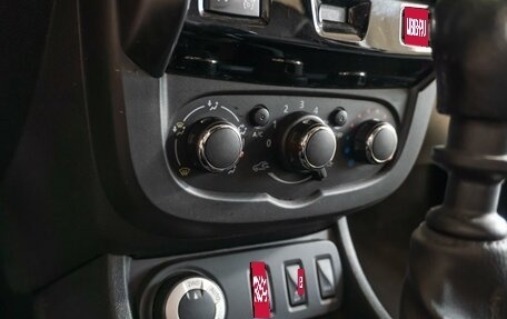 Renault Duster I рестайлинг, 2016 год, 1 590 000 рублей, 18 фотография