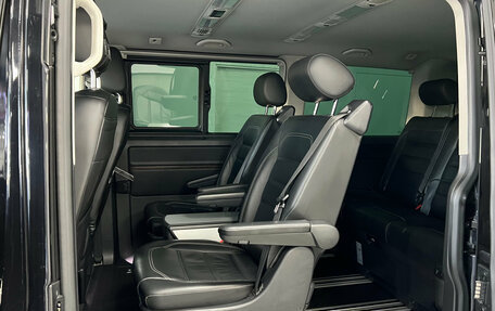 Volkswagen Multivan T6 рестайлинг, 2020 год, 5 250 000 рублей, 17 фотография