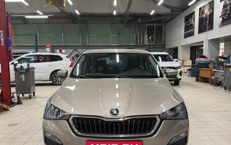 Skoda Rapid II, 2021 год, 1 200 000 рублей, 2 фотография