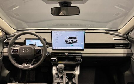 Toyota RAV4, 2026 год, 4 750 000 рублей, 15 фотография