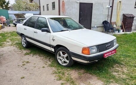 Audi 100, 1986 год, 145 000 рублей, 1 фотография