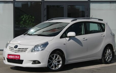 Toyota Verso I, 2010 год, 924 000 рублей, 1 фотография