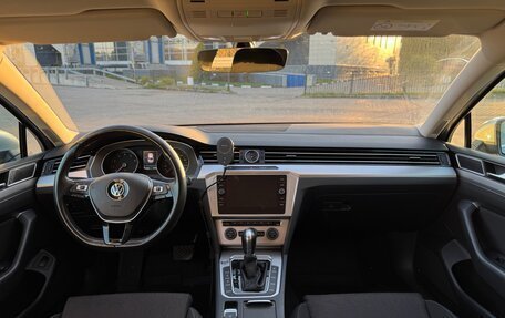 Volkswagen Passat B8 рестайлинг, 2017 год, 1 950 000 рублей, 14 фотография