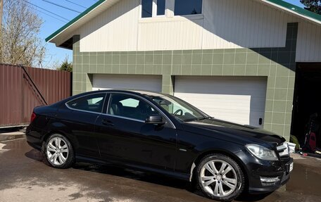 Mercedes-Benz C-Класс, 2012 год, 1 750 000 рублей, 2 фотография