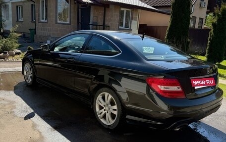 Mercedes-Benz C-Класс, 2012 год, 1 750 000 рублей, 6 фотография
