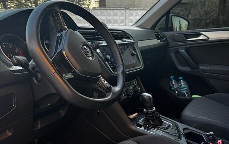 Volkswagen Tiguan II, 2020 год, 2 100 000 рублей, 9 фотография
