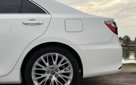 Toyota Camry, 2017 год, 2 400 000 рублей, 5 фотография