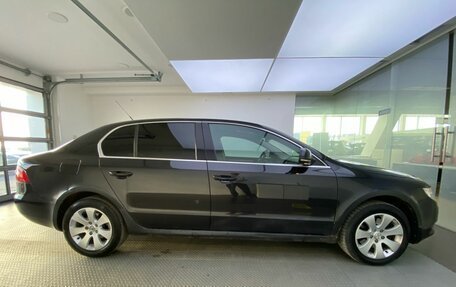 Skoda Superb III рестайлинг, 2008 год, 695 000 рублей, 5 фотография