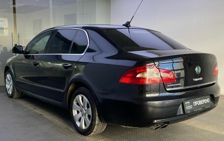 Skoda Superb III рестайлинг, 2008 год, 695 000 рублей, 8 фотография