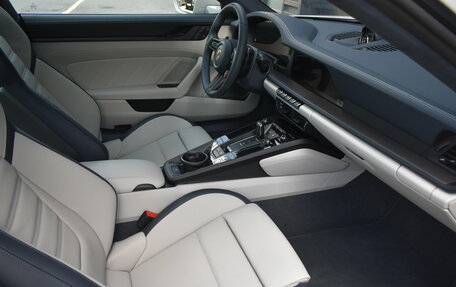 Porsche 911, 2025 год, 32 499 000 рублей, 12 фотография