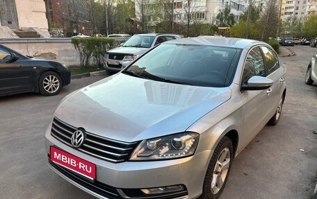 Volkswagen Passat B7, 2013 год, 1 300 000 рублей, 1 фотография