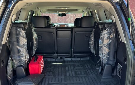 Toyota Land Cruiser 200, 2011 год, 12 000 000 рублей, 21 фотография