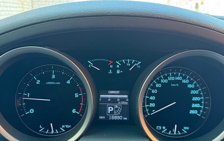 Toyota Land Cruiser 200, 2011 год, 12 000 000 рублей, 31 фотография