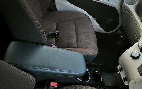 Toyota Sienta II, 2017 год, 1 299 000 рублей, 14 фотография