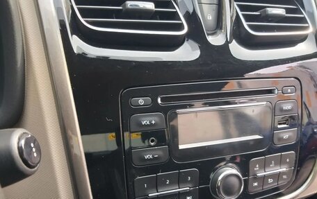 Renault Logan II, 2014 год, 1 050 000 рублей, 3 фотография