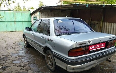 Mitsubishi Galant VIII, 1988 год, 60 000 рублей, 9 фотография