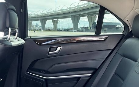 Mercedes-Benz E-Класс, 2015 год, 1 920 000 рублей, 16 фотография