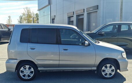 Nissan Cube II, 2001 год, 285 000 рублей, 9 фотография