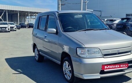 Nissan Cube II, 2001 год, 285 000 рублей, 10 фотография