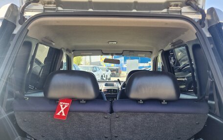 Nissan Cube II, 2001 год, 285 000 рублей, 17 фотография