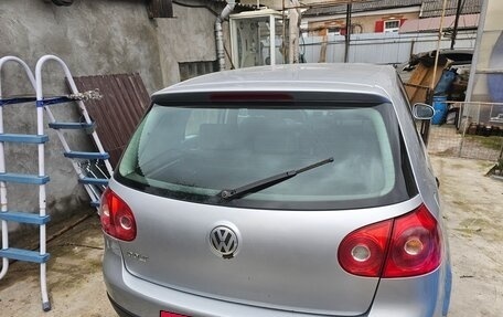 Volkswagen Golf V, 2004 год, 450 000 рублей, 3 фотография