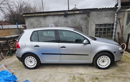 Volkswagen Golf V, 2004 год, 450 000 рублей, 8 фотография