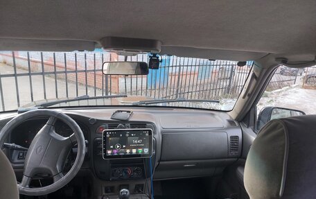 Nissan Patrol, 1999 год, 800 000 рублей, 11 фотография