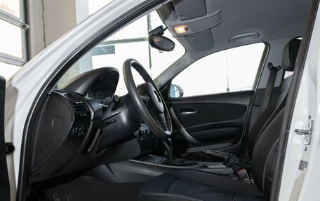 BMW 1 серия, 2009 год, 845 000 рублей, 8 фотография