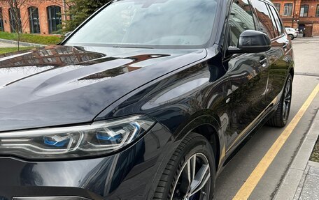 BMW X7, 2020 год, 9 000 000 рублей, 2 фотография