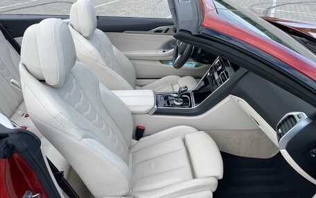 BMW 8 серия, 2019 год, 13 000 000 рублей, 9 фотография