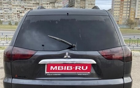 Mitsubishi Pajero Sport II рестайлинг, 2012 год, 1 650 000 рублей, 10 фотография