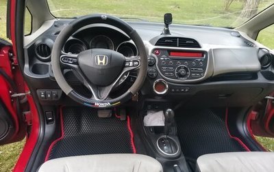 Honda Jazz II рестайлинг, 2011 год, 695 000 рублей, 1 фотография