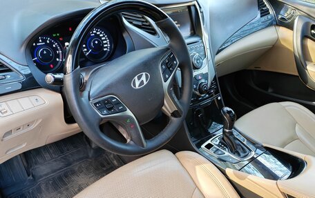 Hyundai Grandeur, 2013 год, 1 290 000 рублей, 22 фотография
