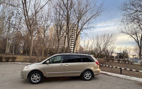 Toyota Sienna II рестайлинг, 2004 год, 1 400 000 рублей, 5 фотография