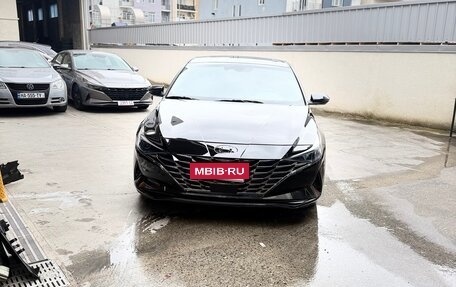 Hyundai Elantra, 2021 год, 975 000 рублей, 4 фотография