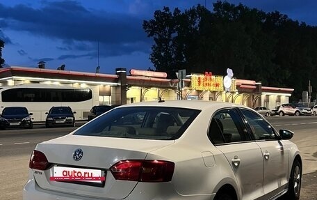 Volkswagen Jetta VI, 2014 год, 900 000 рублей, 6 фотография